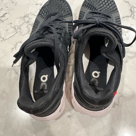 On cloud cloudswift shoes - Picture 9 of 10